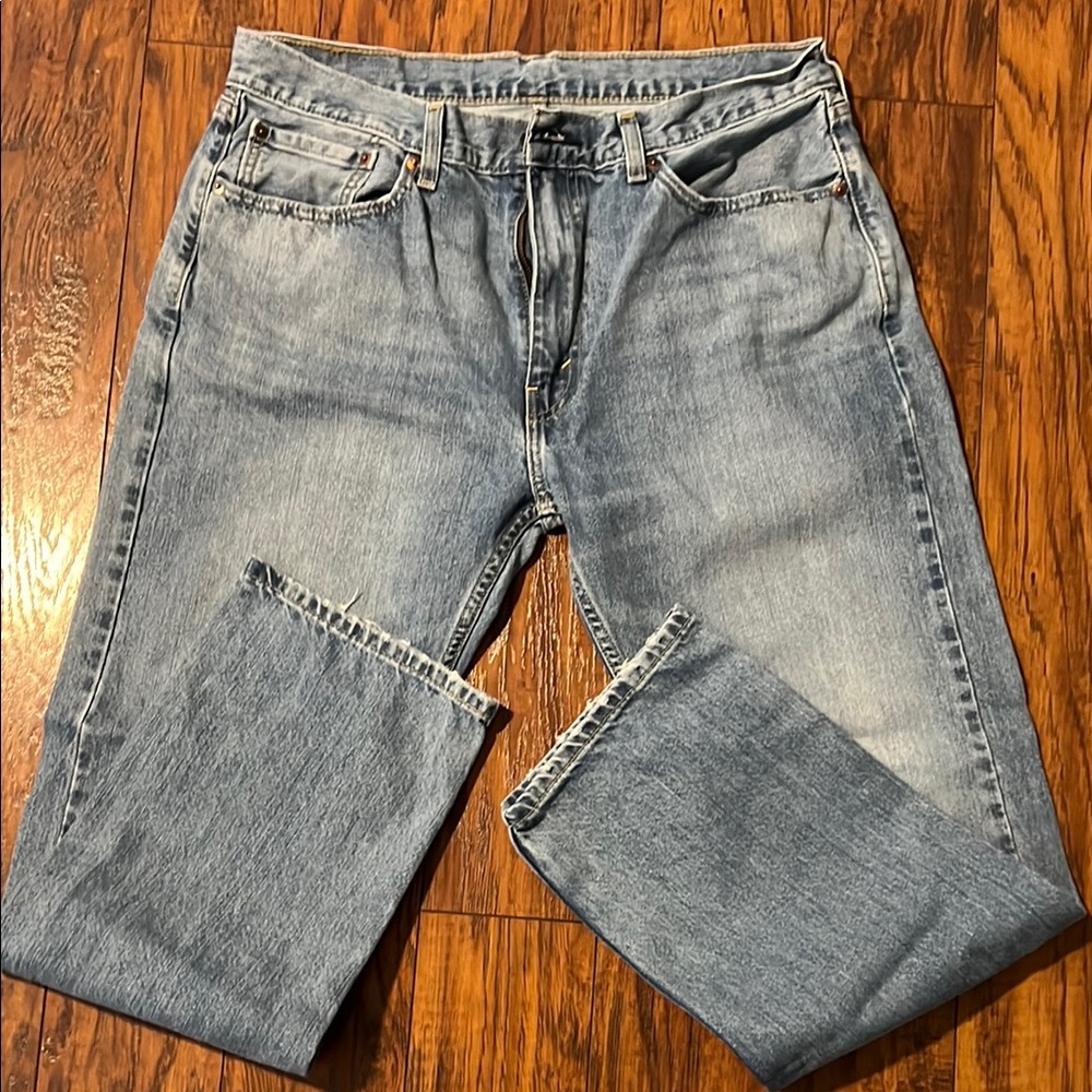 Levi's Blue Straight-Leg Jeans with Vintage-Inspired Wash